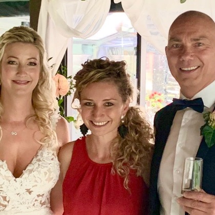 Dani und Frank bei ihrer Hochzeit