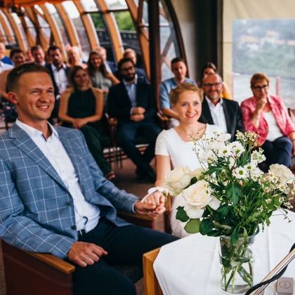 Lea und Sven bei ihrer Hochzeit